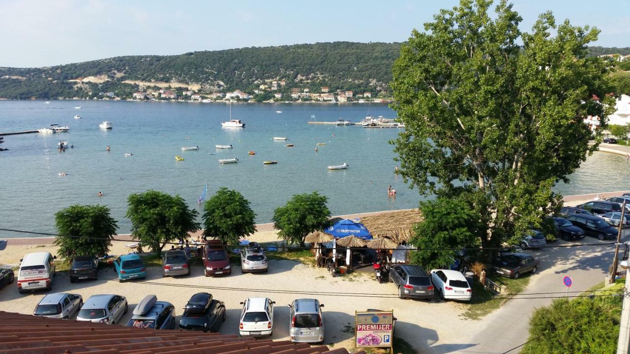 Apartmani Premijer-Rab Supetarska Draga Esterno foto