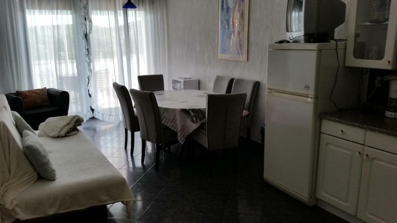 Apartmani Premijer-Rab Supetarska Draga Esterno foto