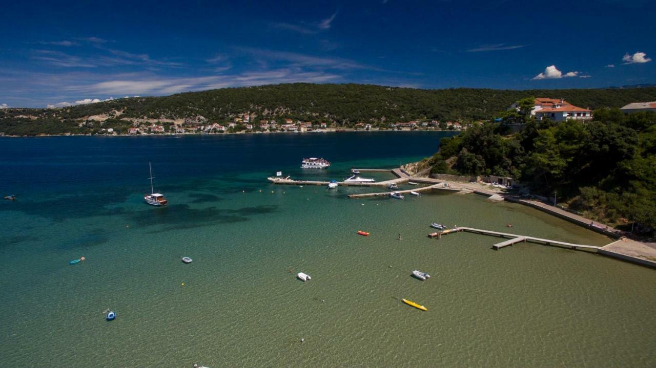 Apartmani Premijer-Rab Supetarska Draga Esterno foto