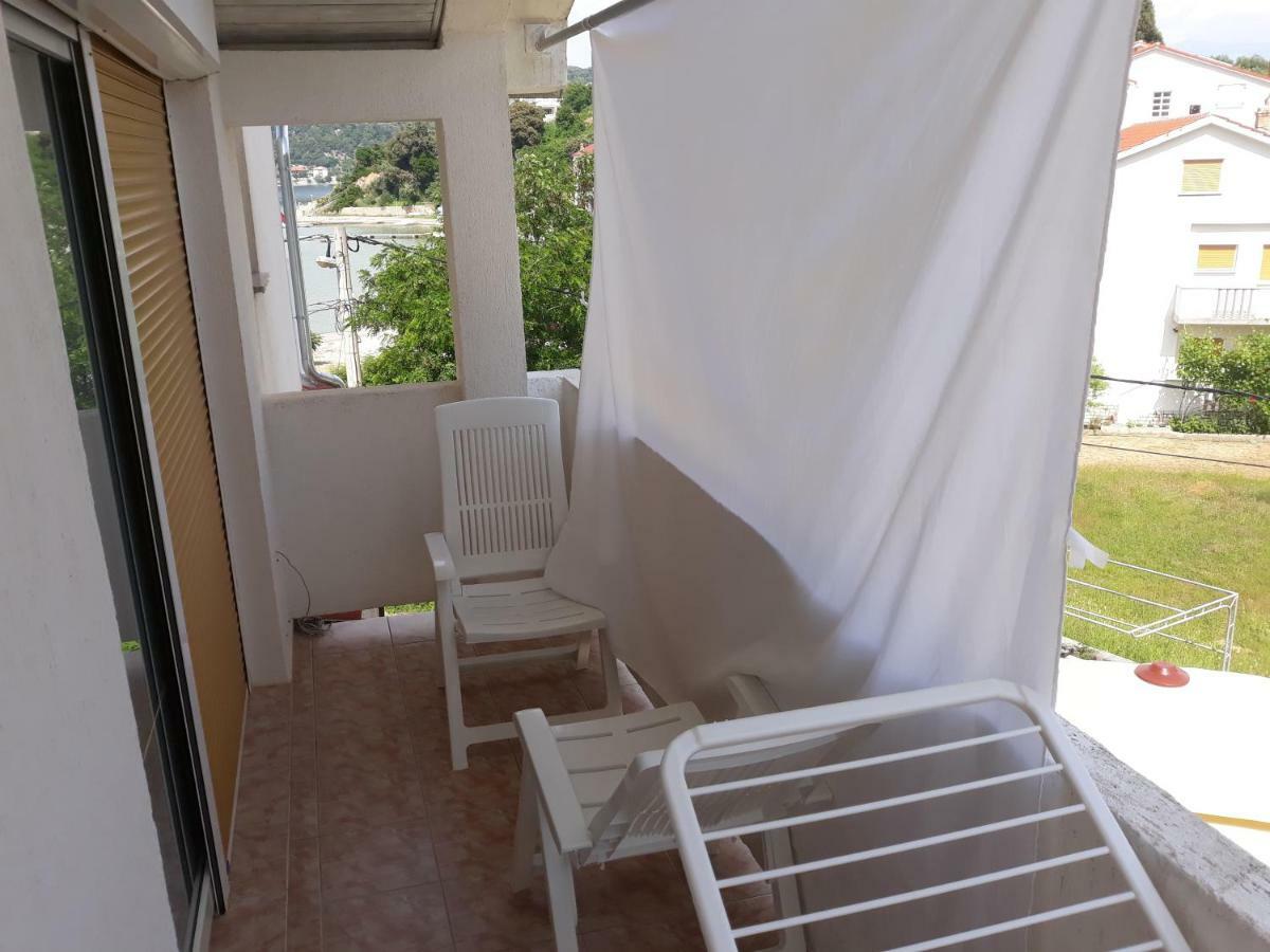 Apartmani Premijer-Rab Supetarska Draga Esterno foto