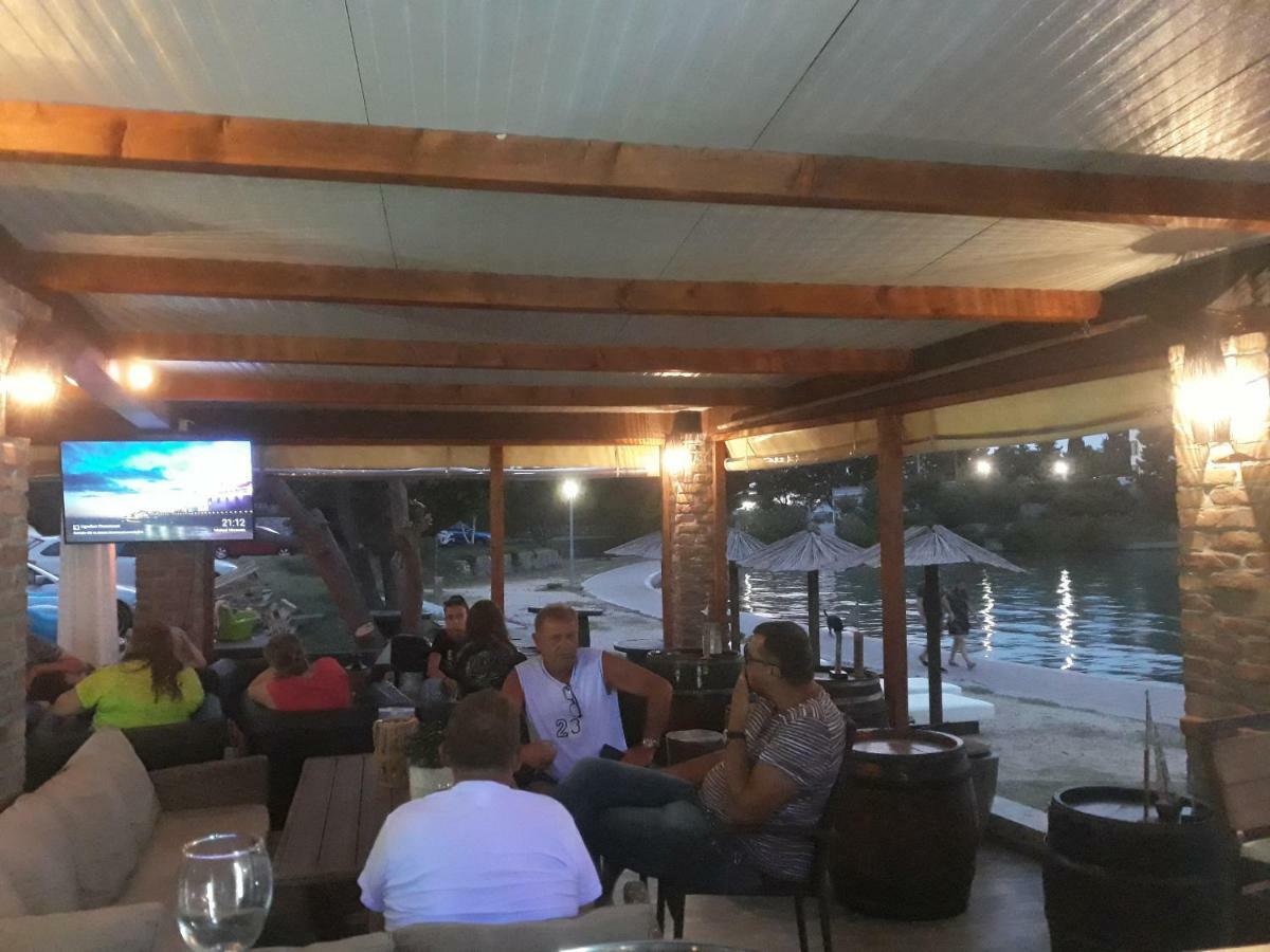 Apartmani Premijer-Rab Supetarska Draga Esterno foto
