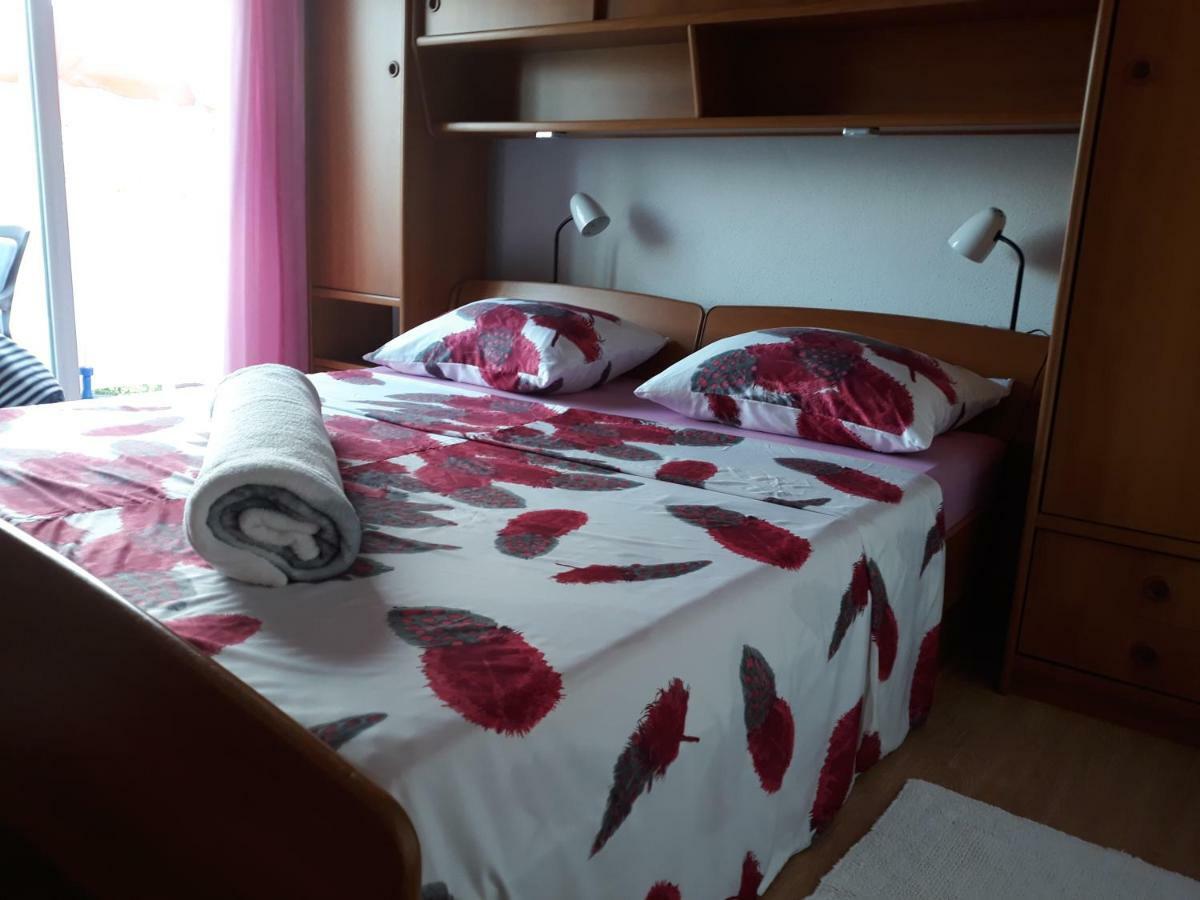 Apartmani Premijer-Rab Supetarska Draga Esterno foto