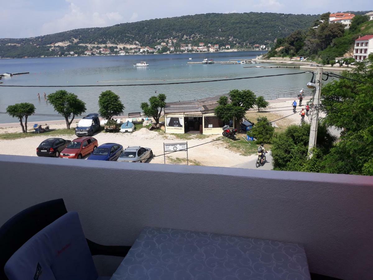 Apartmani Premijer-Rab Supetarska Draga Esterno foto